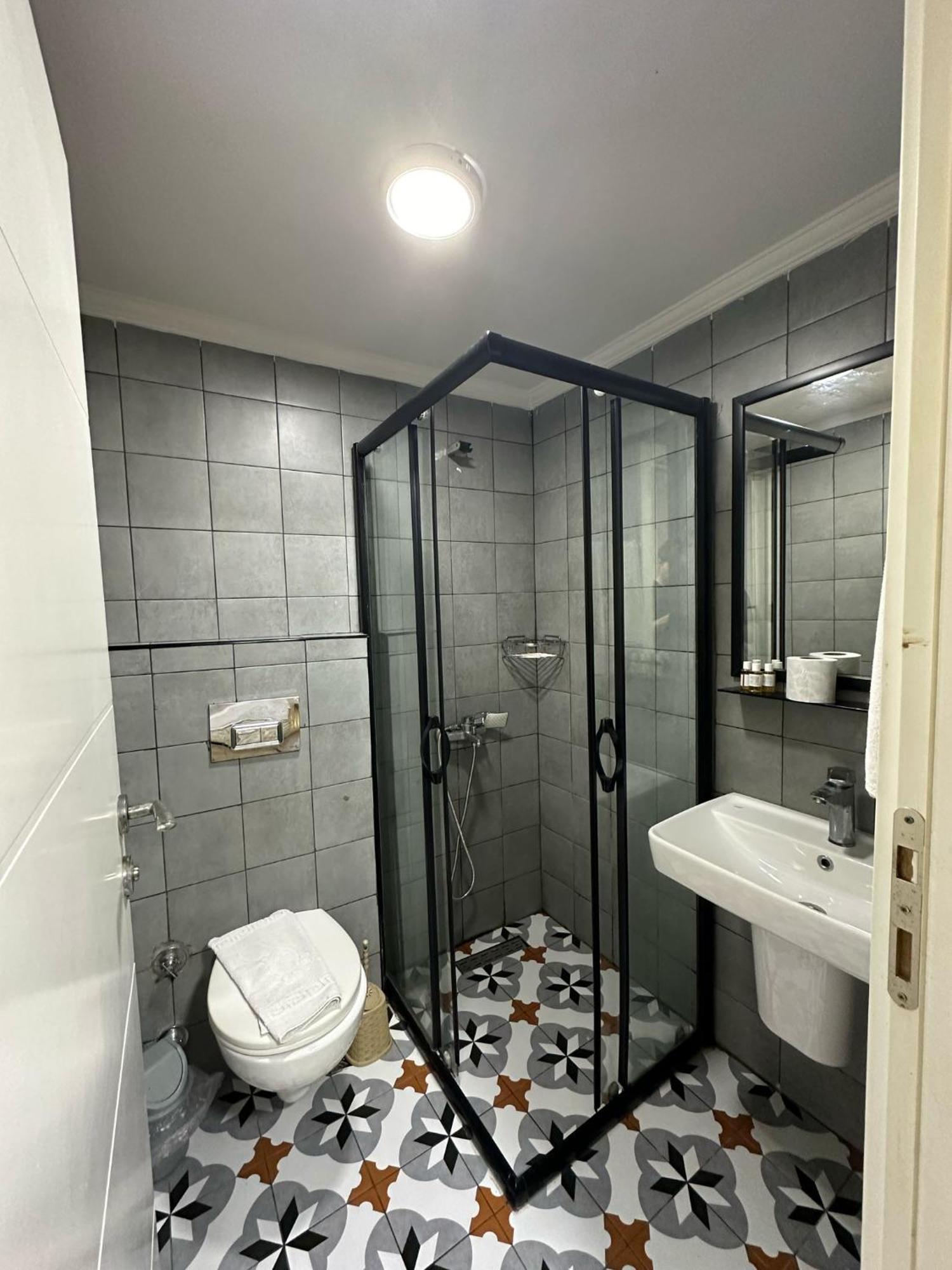 Betas Guesthouse 안탈리아 외부 사진